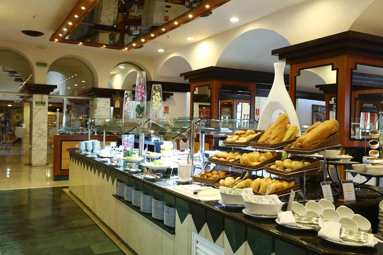 Gastronomy at Bahia Principe San Felipe 5