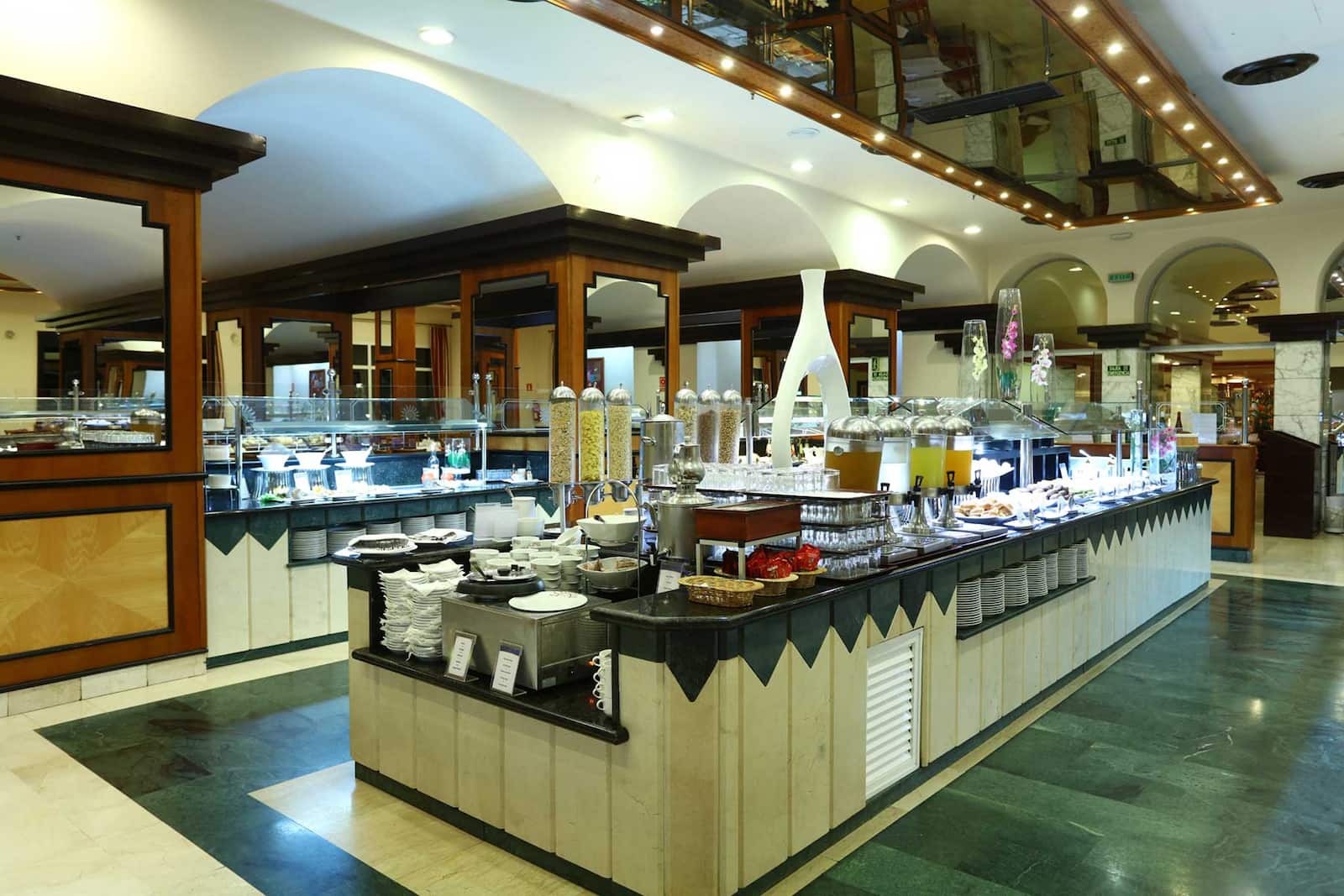 Gastronomy at Bahia Principe San Felipe 6