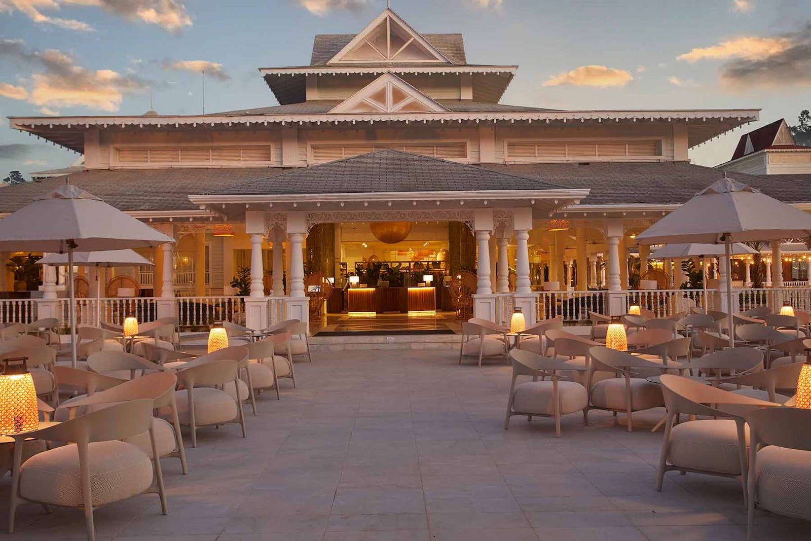 Gastronomy at Luxury Bahia Principe Esmeralda Don Pablo Collection 4