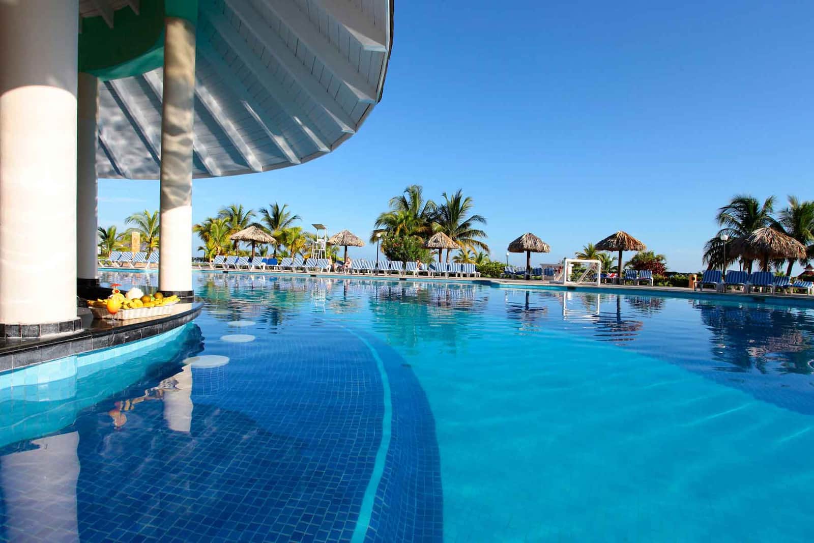 Restaurants and bars in Resort Jamaica  Bahia Principe Hotels