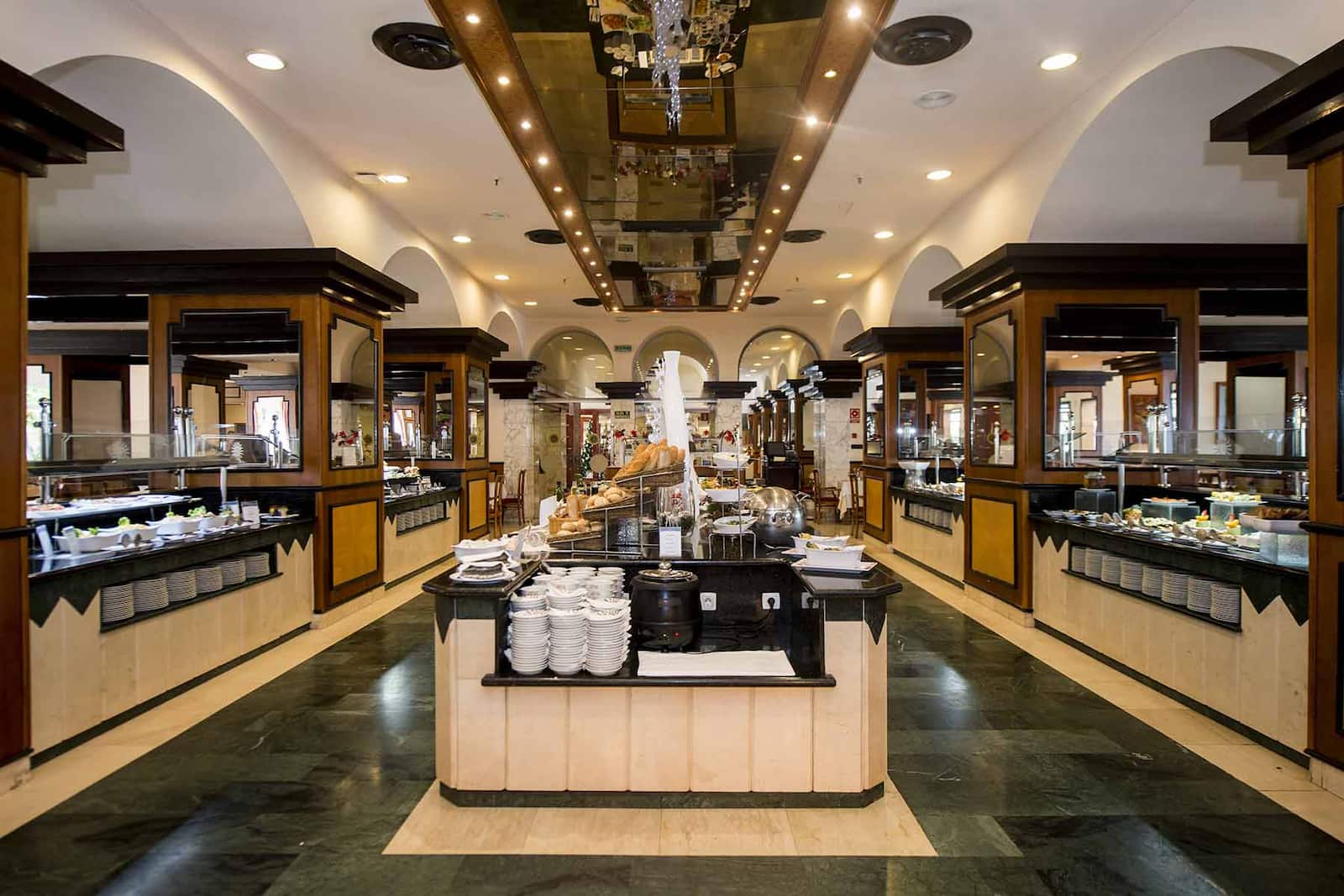 Gastronomy at Bahia Principe San Felipe 3