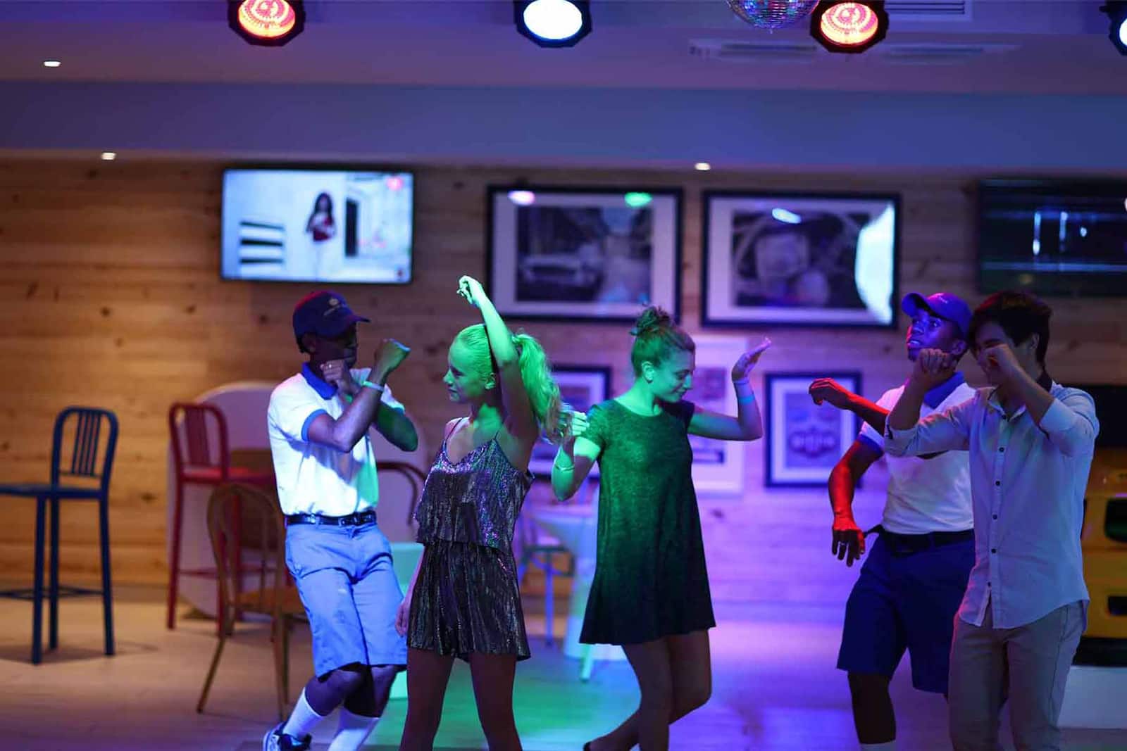 Family Friends Experience 3