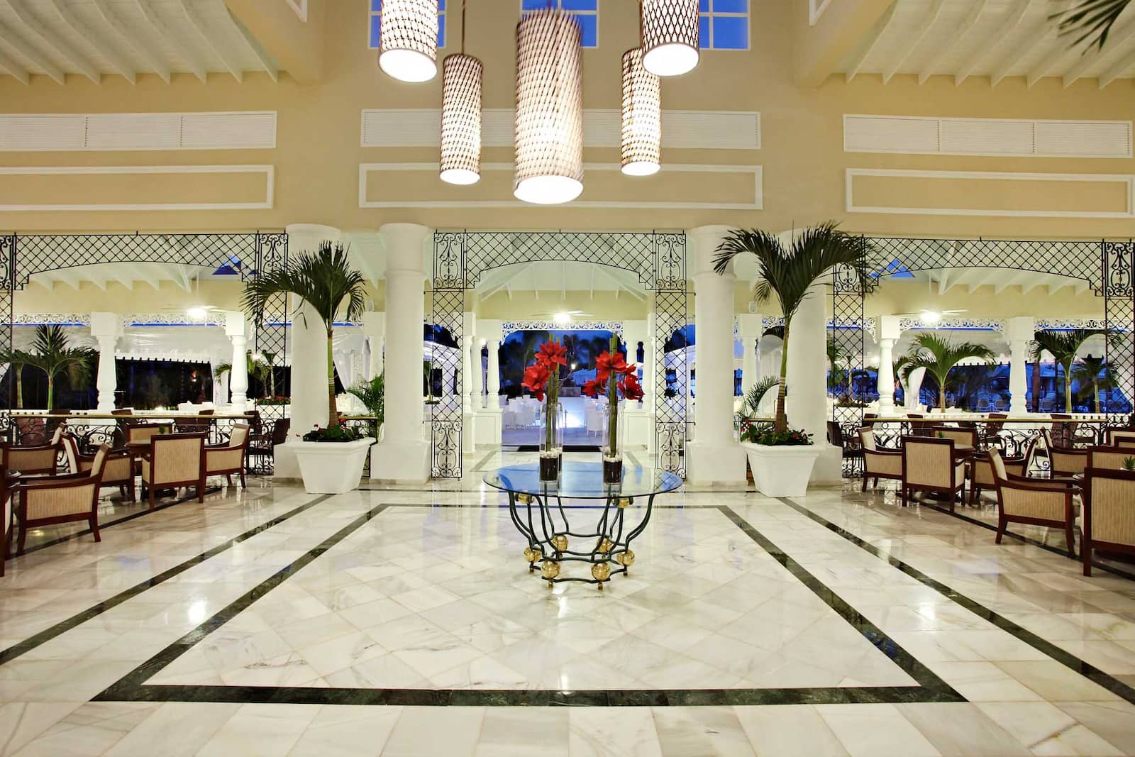https://www.bahia-principe.com/content/image/g/1418249748211/bp-ambar-green-portada-1.jpg