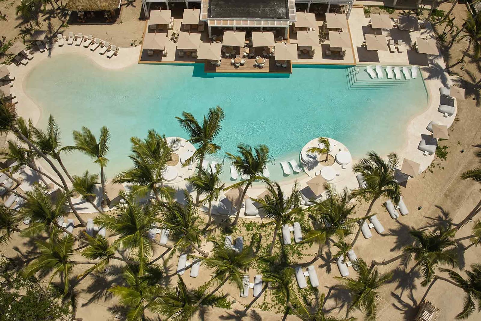 Simi Baez - Cayo Levantado Resort