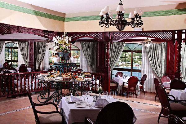 Dolce Vita Restaurant at Grand Bahia Principe Cayacoa