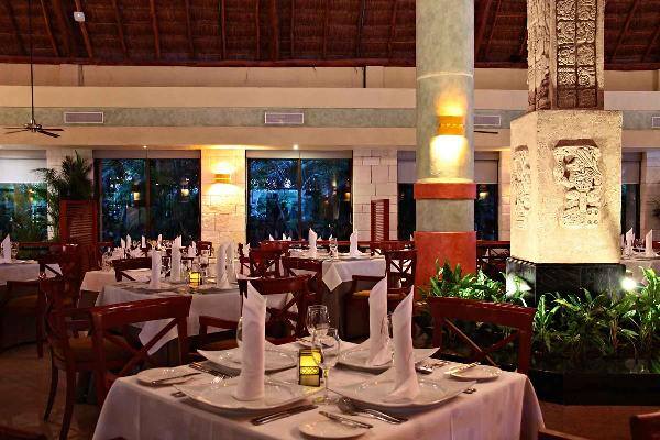 Oasis Restaurant at Grand Bahia Principe Coba