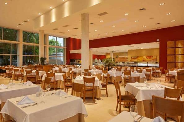 Restaurante Principal Luxury Bahia Principe Sian Ka