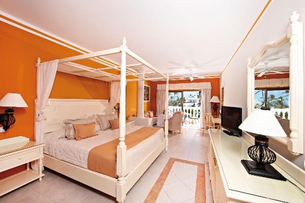 Habitación Junior Suite Deluxe Luxury Bahia Principe Esmeralda 1e