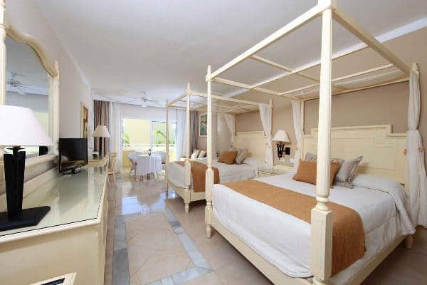 Junior Suite Superior Room Grand Bahia Principe El Portillo 1