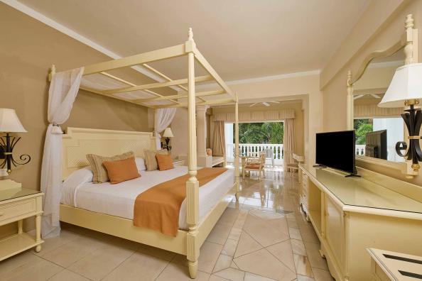 Junior Suite Deluxe Room at Luxury Bahia Principe Runaway Bay 1