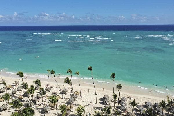 Beach at Luxury Bahia Principe Ambar 2