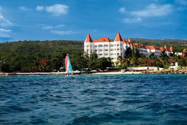 Tour in Luxury Bahia Principe Runaway Bay Don Pablo Collection