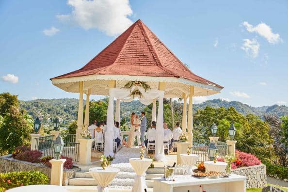 Wedding at Grand Bahia Principe Cayacoa 3