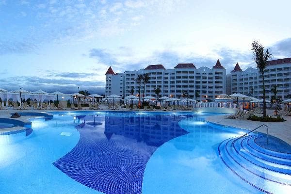 Gallery Resort Runaway Bay 6