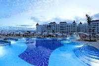 Gallery Resort Runaway Bay 6