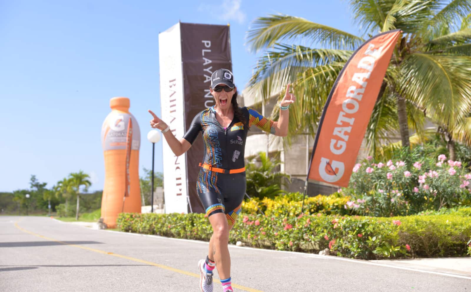Quinta edición del Triatlón Stonotri en la Playa Nueva Romana