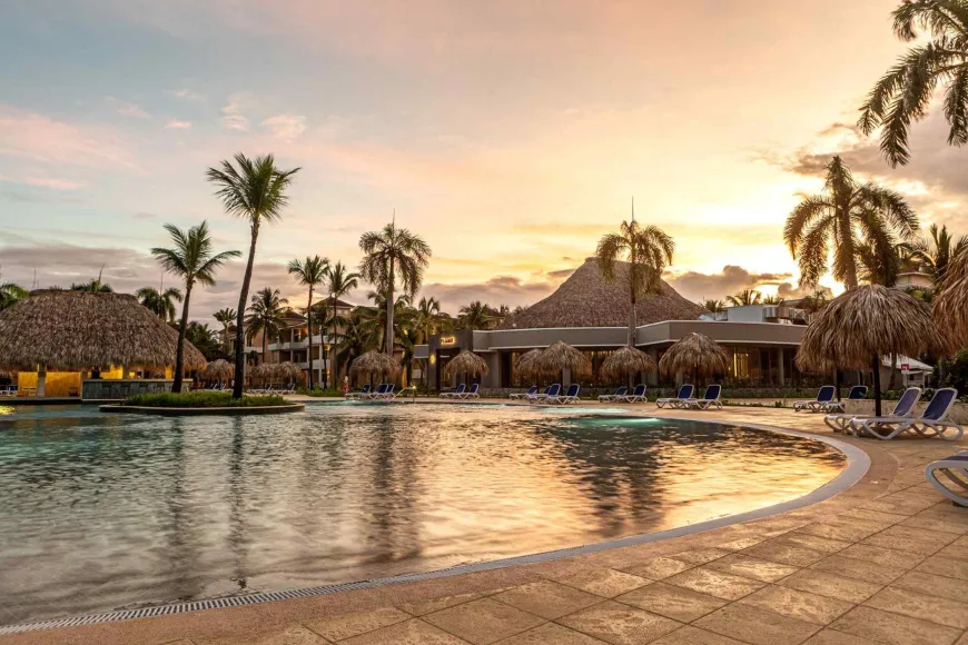 atardecer en Bahia Principe Punta Cana